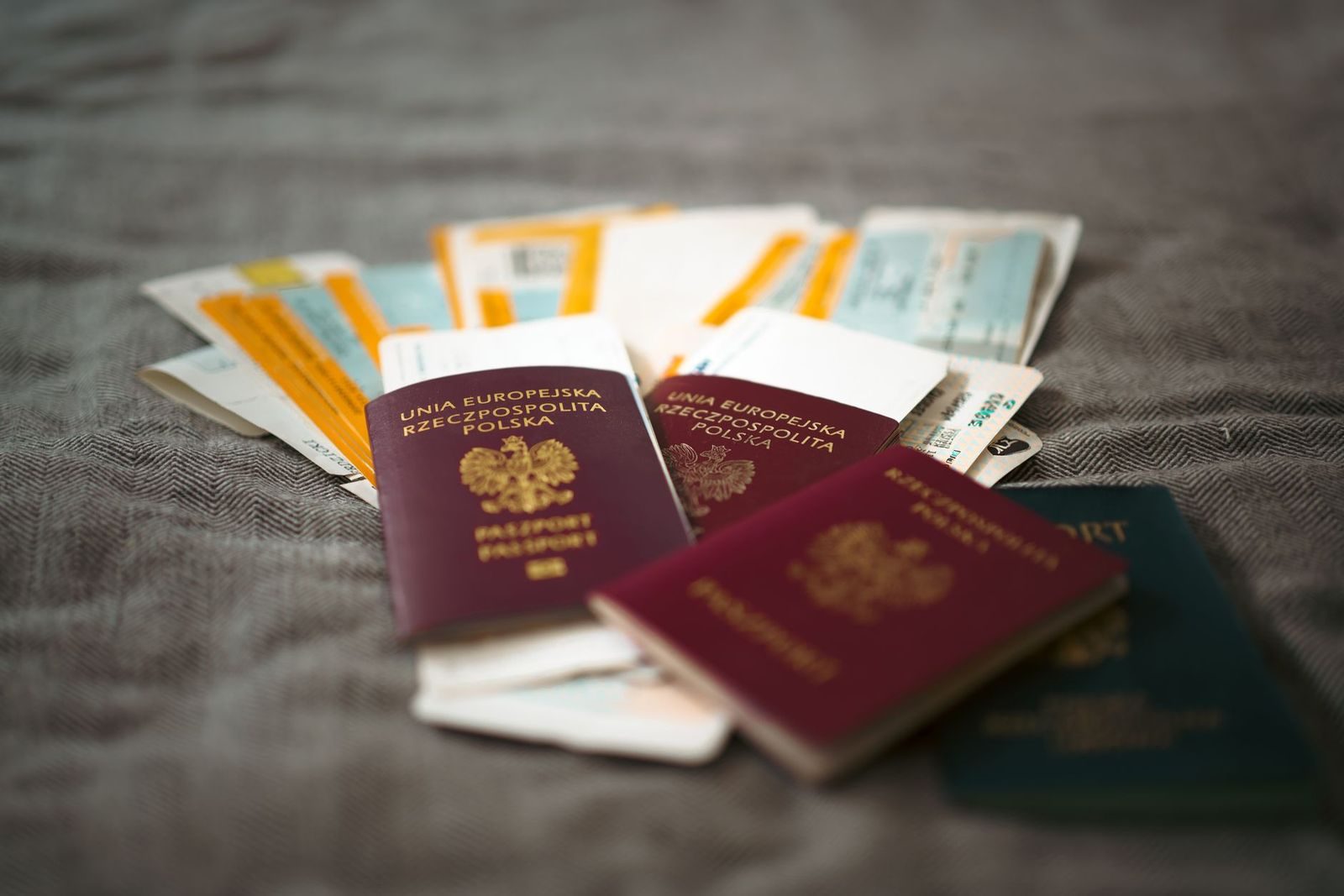 Cross-Border Limo Trips: Documents, Lanes and Wait Times